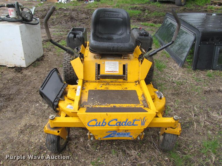 image for item DG9404 Cub Cadet Z-Force lawn mower