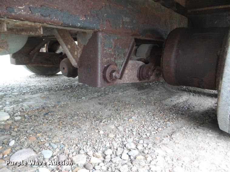 image for item DH9281 1998 Wabash dry van trailer