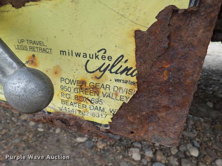 image for item DH9281 1998 Wabash dry van trailer