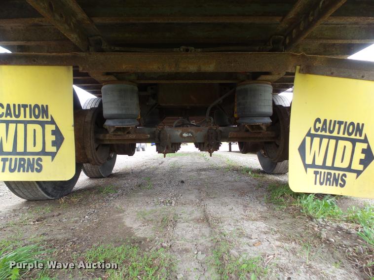 image for item DH9282 1998 Fruehauf dry van trailer