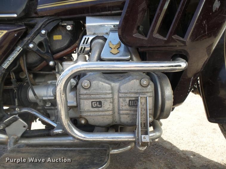 image for item DI9712 1980 Honda Goldwing motorcycle