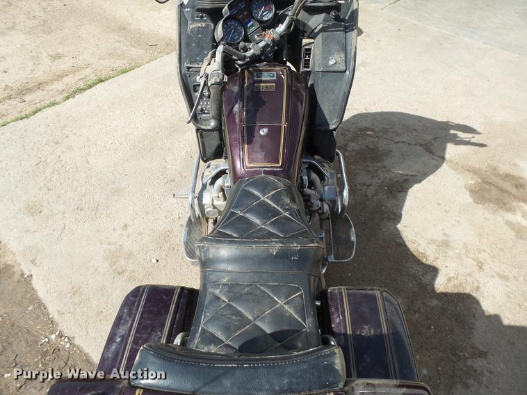 image for item DI9712 1980 Honda Goldwing motorcycle