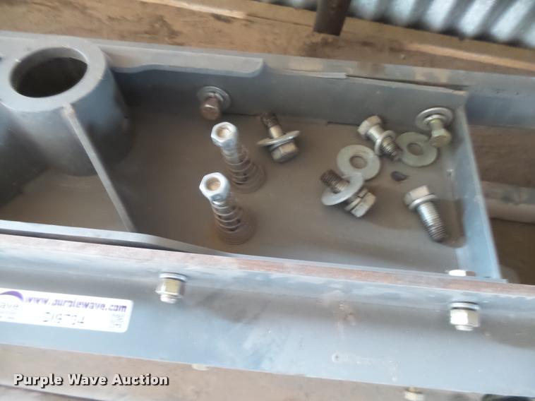 image for item DI9734 (2) B&W fifth wheel hitches