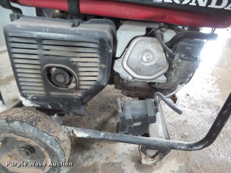 image for item DI9737 (2) Honda EMS6500SX generators