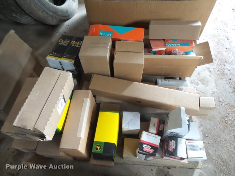 image for item DI9741 John Deere and Kubota filters