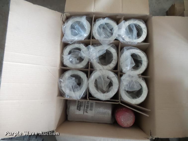 image for item DI9741 John Deere and Kubota filters