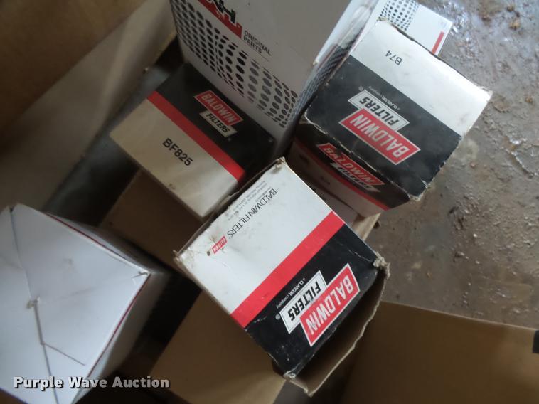 image for item DI9741 John Deere and Kubota filters