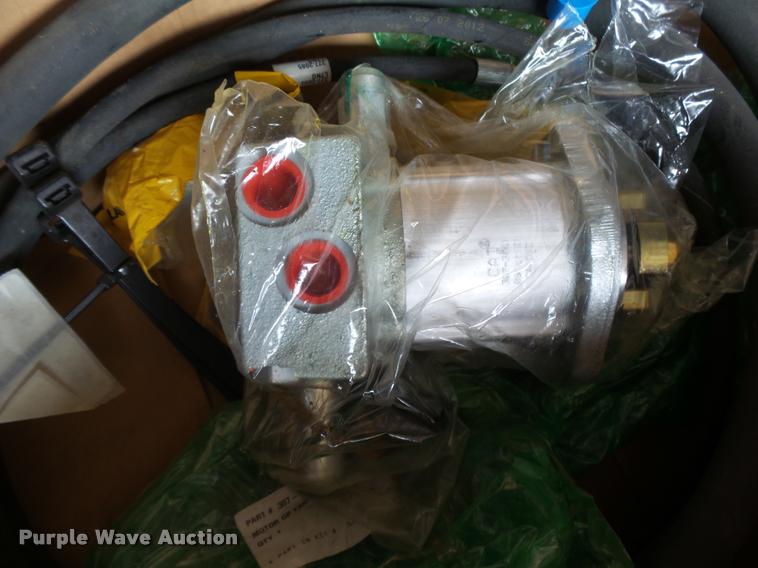 image for item DI9742 320E track hoe teeth