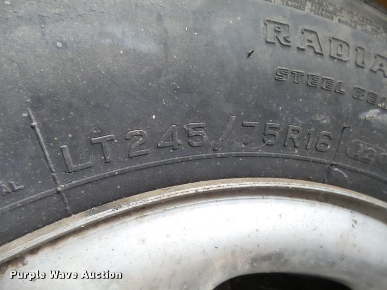 image for item DI9743 (5) Ford wheels and tires