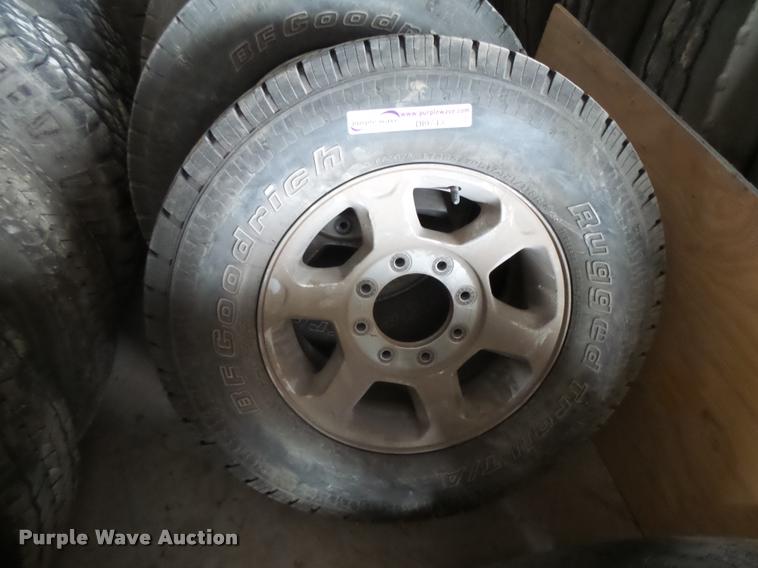 image for item DI9743 (5) Ford wheels and tires