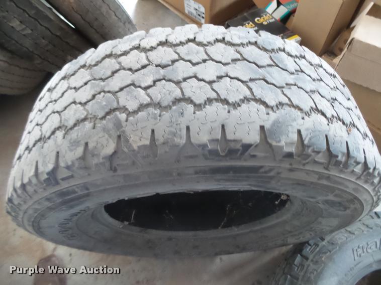 image for item DI9744 (8) tires