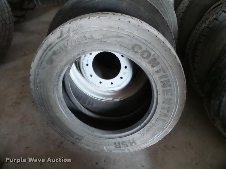 image for item DI9744 (8) tires