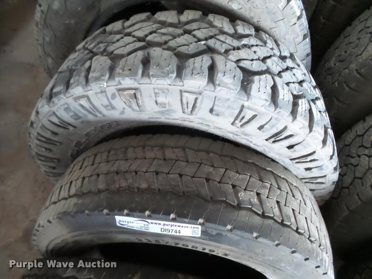 image for item DI9744 (8) tires
