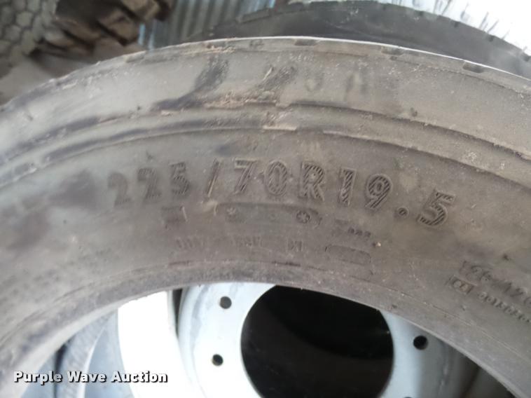 image for item DI9744 (8) tires