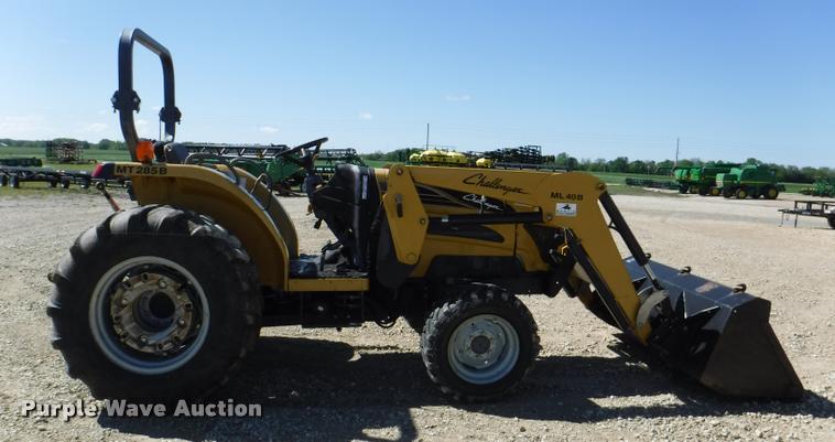 image for item DJ9022 2006 Challenger MT285B MFWD tractor