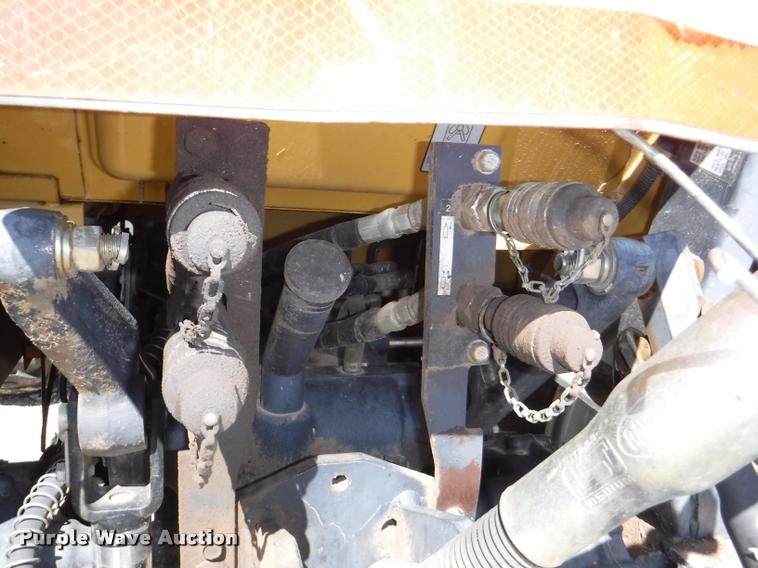 image for item DJ9022 2006 Challenger MT285B MFWD tractor