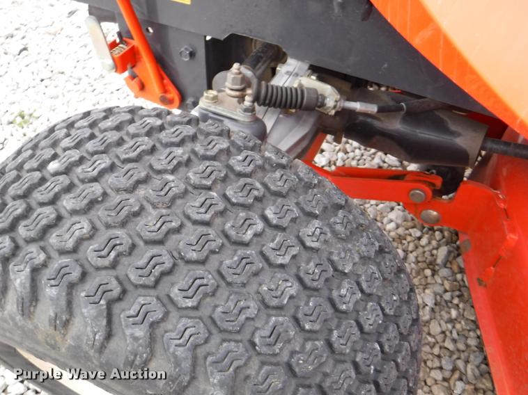 image for item DJ9056 Kubota GR2110 lawn mower