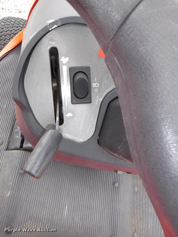 image for item DJ9056 Kubota GR2110 lawn mower