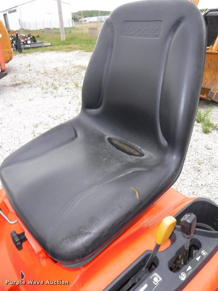 image for item DJ9056 Kubota GR2110 lawn mower