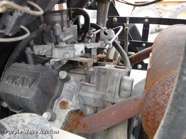 image for item DJ9057 Toro Z Master 252L lawn mower