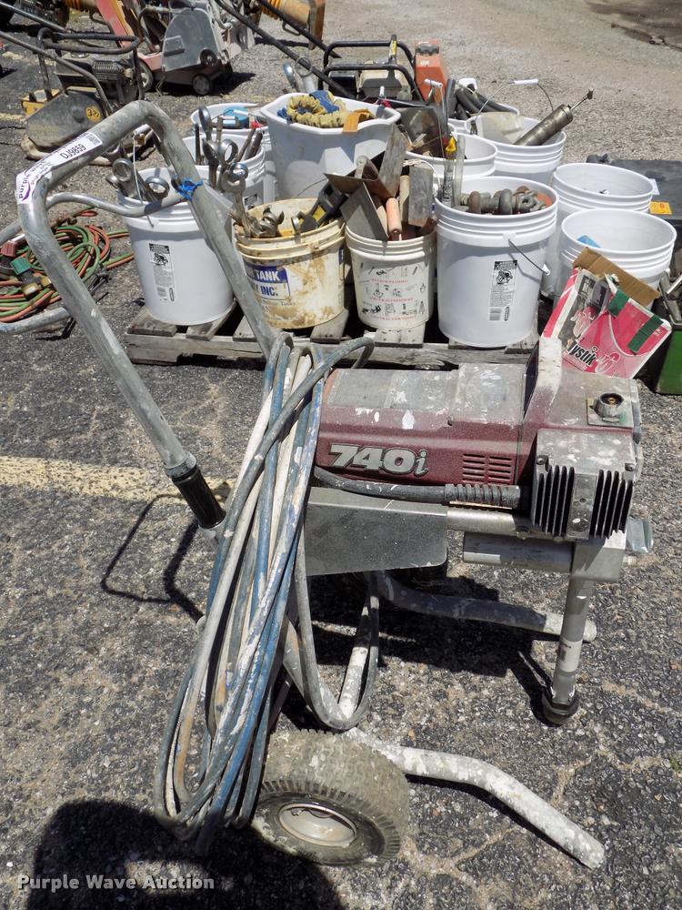 image for item DJ9859 Titan 740i high rider airless paint sprayer