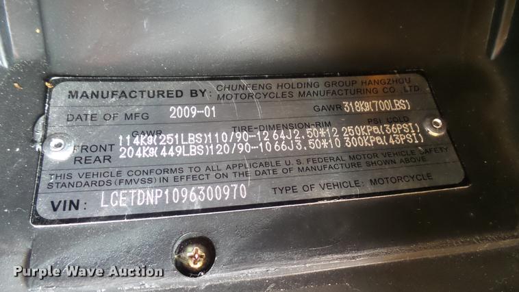 image for item DQ9194 2009 Chunfeng CF250T scooter