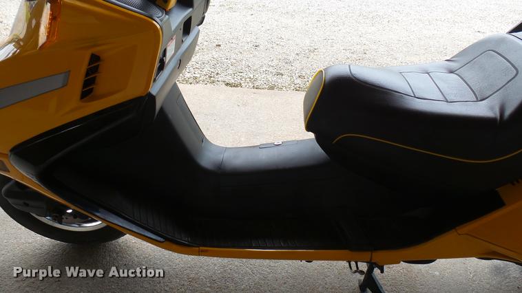 image for item DQ9194 2009 Chunfeng CF250T scooter