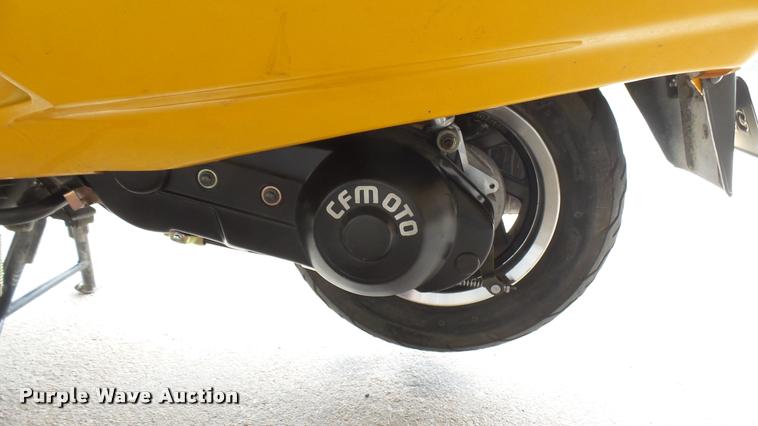 image for item DQ9194 2009 Chunfeng CF250T scooter