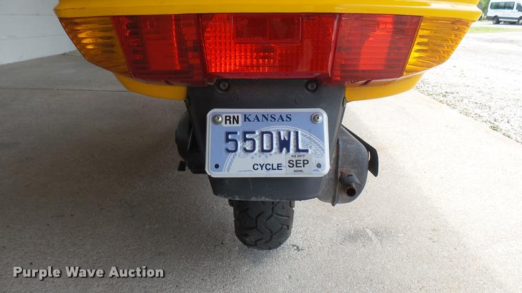 image for item DQ9194 2009 Chunfeng CF250T scooter