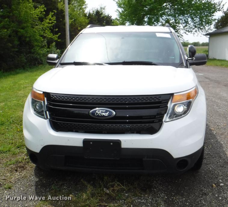 image for item J5696 2013 Ford Explorer Police Interceptor SUV