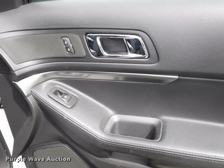 image for item J5696 2013 Ford Explorer Police Interceptor SUV