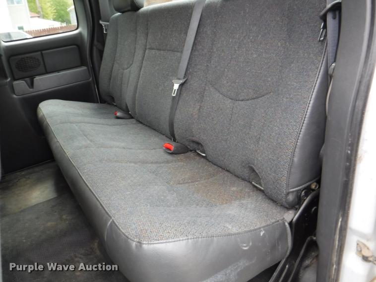 image for item J5697 2006 Chevrolet Silverado 1500 Ext. Cab pickup truck