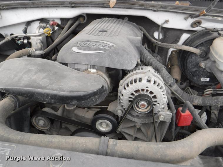 image for item J5697 2006 Chevrolet Silverado 1500 Ext. Cab pickup truck