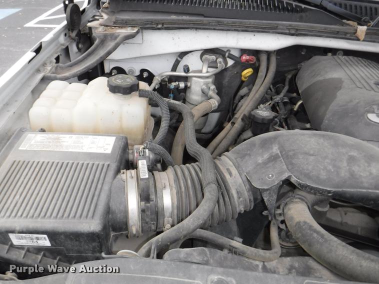 image for item J5697 2006 Chevrolet Silverado 1500 Ext. Cab pickup truck