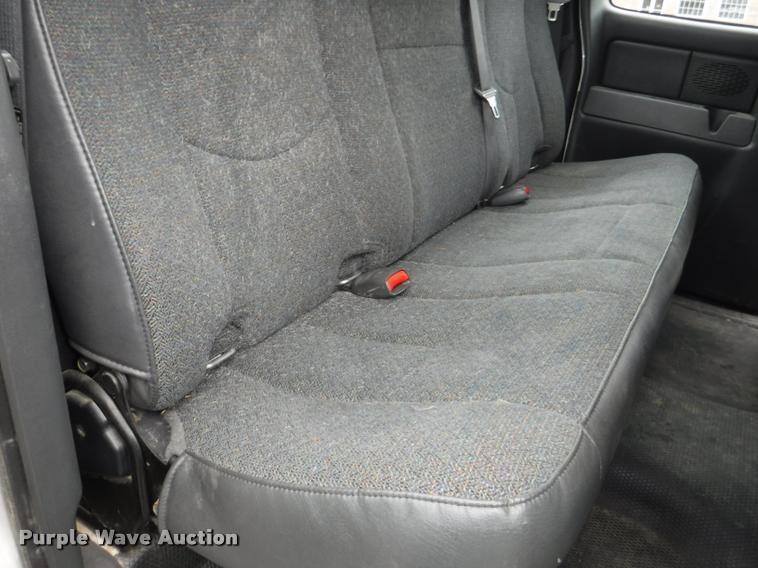 image for item J5697 2006 Chevrolet Silverado 1500 Ext. Cab pickup truck