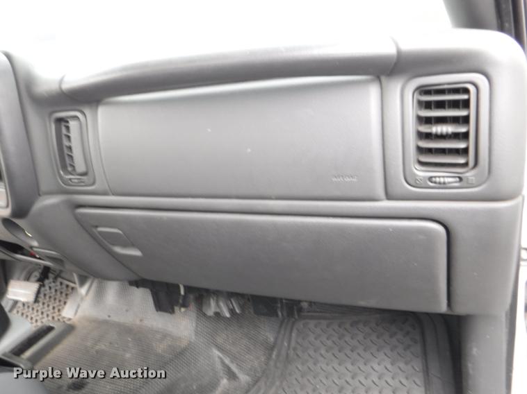 image for item J5697 2006 Chevrolet Silverado 1500 Ext. Cab pickup truck