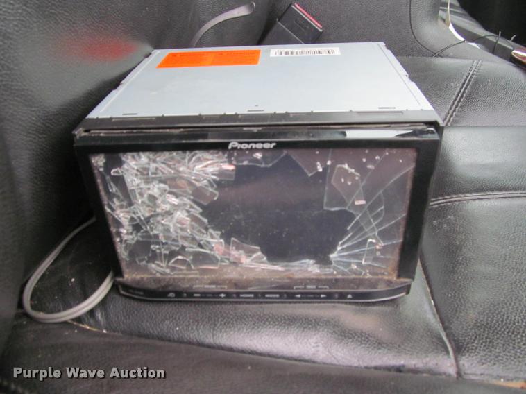 image for item K4758 2009 Chevrolet Silverado 3500HD Crew Cab pickup truck