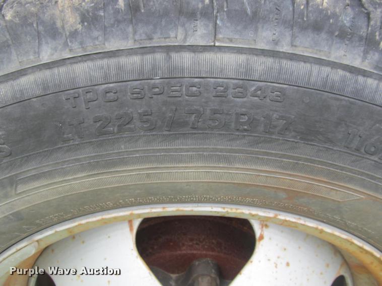 image for item K4758 2009 Chevrolet Silverado 3500HD Crew Cab pickup truck