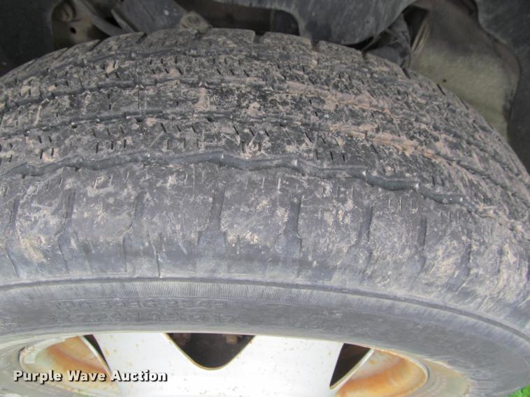 image for item K4758 2009 Chevrolet Silverado 3500HD Crew Cab pickup truck