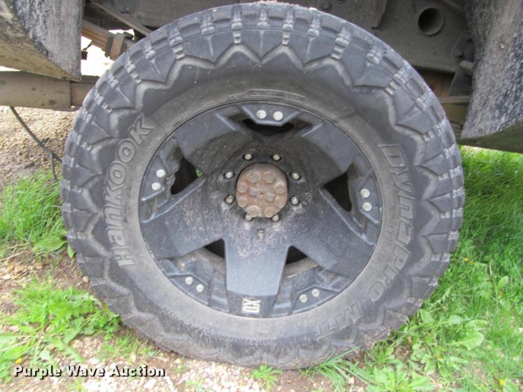 image for item K4758 2009 Chevrolet Silverado 3500HD Crew Cab pickup truck