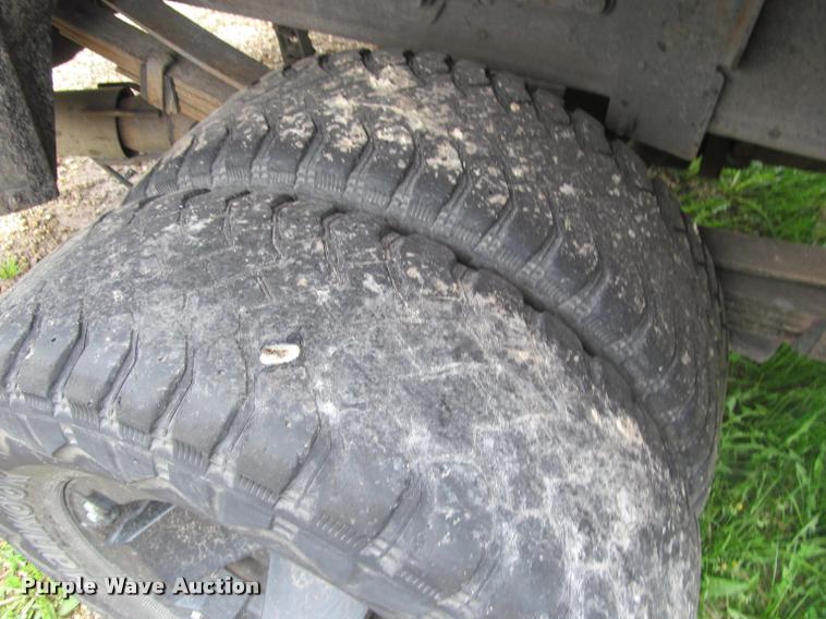 image for item K4758 2009 Chevrolet Silverado 3500HD Crew Cab pickup truck