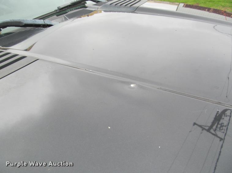 image for item K4758 2009 Chevrolet Silverado 3500HD Crew Cab pickup truck