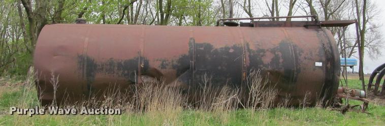 image for item K4772 Oil storage tank