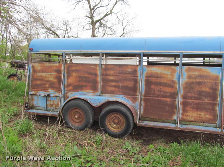 image for item K4777 1981 horse trailer