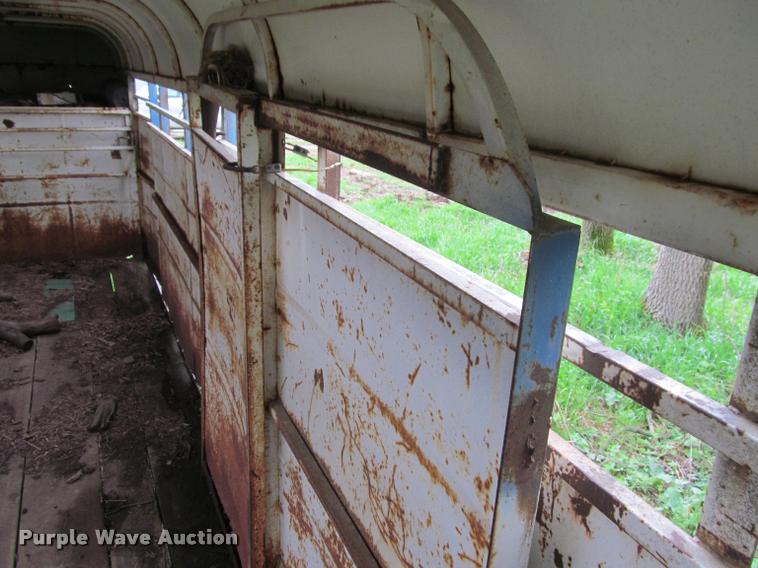 image for item K4777 1981 horse trailer