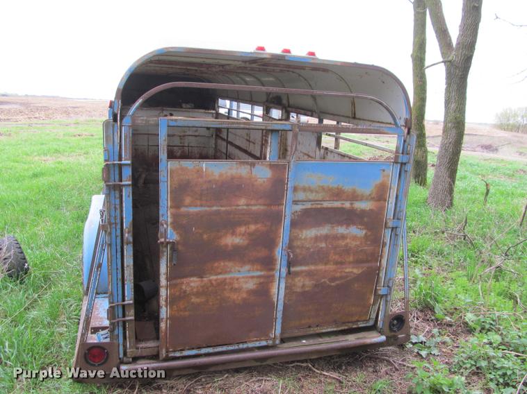 image for item K4777 1981 horse trailer