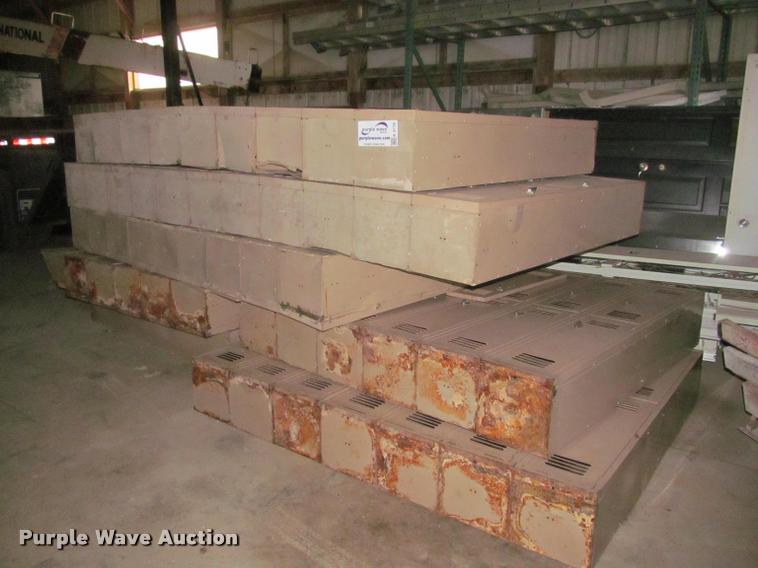 image for item K4778 Approximately 53 metal locker units