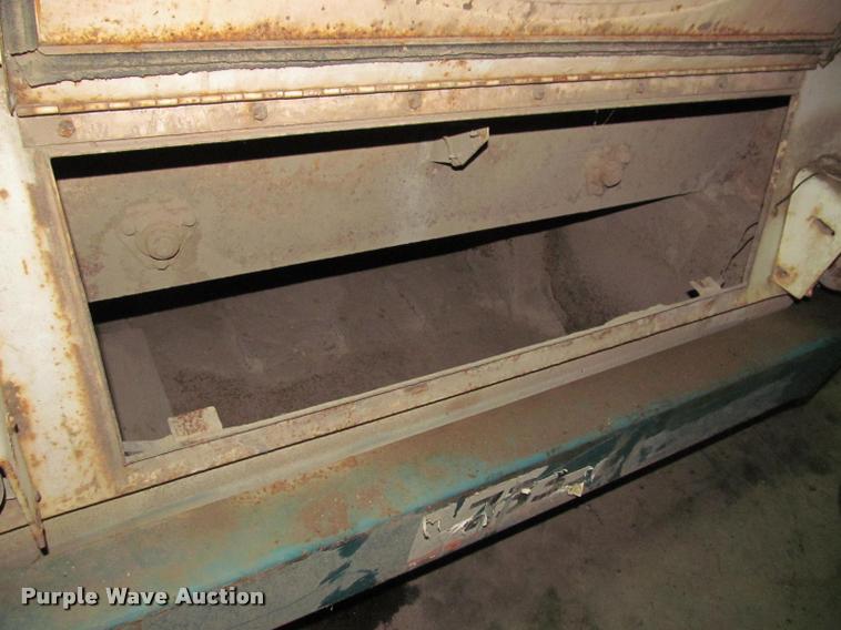 image for item K4779 Tennant 92 sweeper