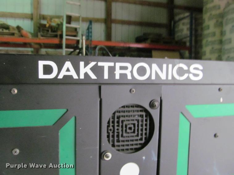 image for item K4782 1991 Daktronics BB1713D scoreboard