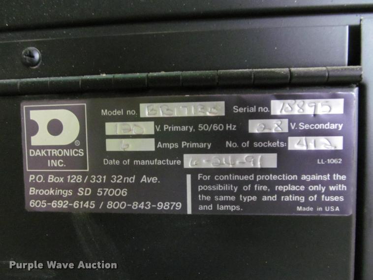 image for item K4782 1991 Daktronics BB1713D scoreboard